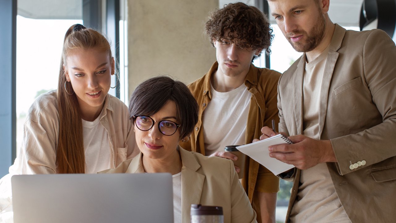 Estrategias de Comunicación Interna para prevenir el burnout